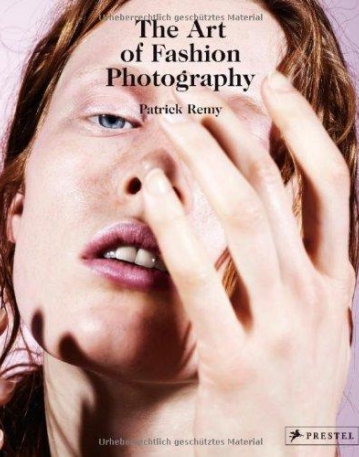 THE ART OF FASHION PHOTOGRAPHY